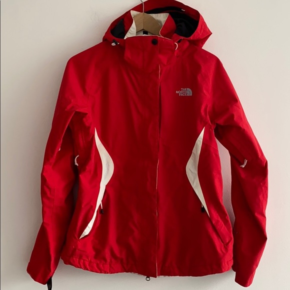 The North Face Jackets & Blazers - The North Face red tri-climate jacket